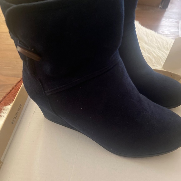 Booties - Picture 3 of 5